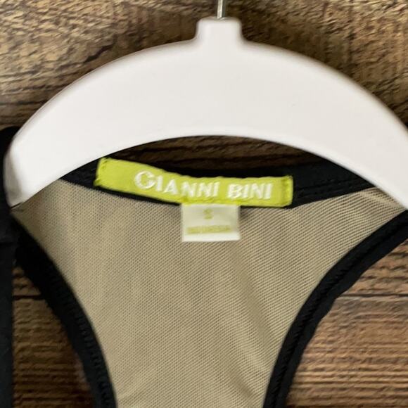 Gianni Bini Black Blouson Tankini Swimsuit Top Laser Cut Back Size Small - Picture 6 of 13